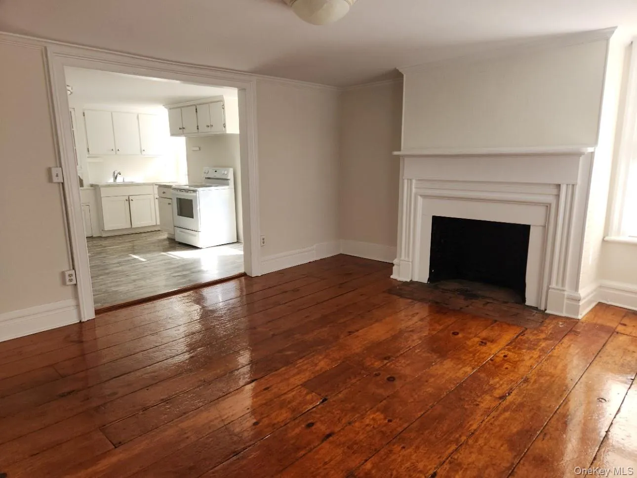 6 Willow Avenue, Cornwall, NY , With , 1 Bedroom , and , 3 Room , 1 Bathroom , For , Residential Lease , For Rent , 1066760 , MLSID,1066760 6 Willow Avenue, Cornwall, NY , With , 1 Bedroom , and , 3 Room , 1 Bathroom , For , Residential Lease , For Rent , 1066760 , MLSID,1066760