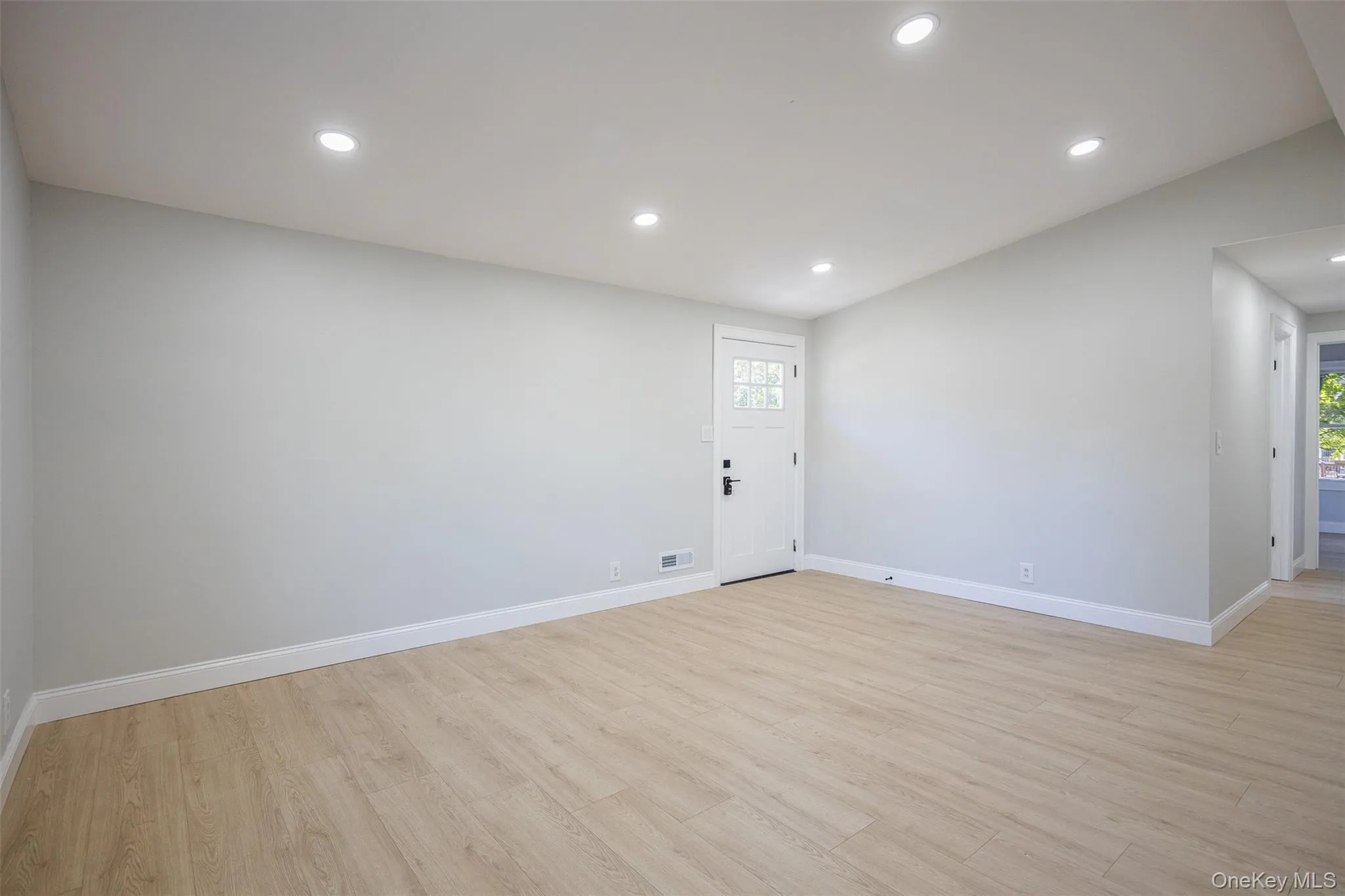76 Samuel Street, Brookhaven, NY , With , 3 Bedroom , and , 5 Room , 1 Bathroom , For , Residential Lease , For Rent , 1066766 , MLSID,1066766 76 Samuel Street, Brookhaven, NY , With , 3 Bedroom , and , 5 Room , 1 Bathroom , For , Residential Lease , For Rent , 1066766 , MLSID,1066766
