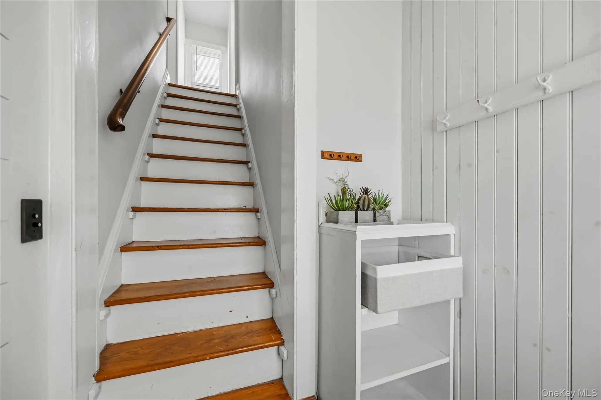 25 South Street, Goshen, NY , With , 1 Bedroom , and , 3 Room , 1 Bathroom , For , Residential Lease , For Rent , 1066856 , MLSID,1066856 25 South Street, Goshen, NY , With , 1 Bedroom , and , 3 Room , 1 Bathroom , For , Residential Lease , For Rent , 1066856 , MLSID,1066856