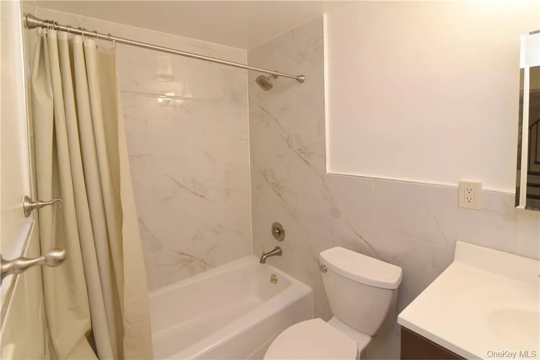 316 Chateau Rive, Peekskill, NY , With , 1 Bedroom , and , 3 Room , 1 Bathroom , For , Residential Lease , For Rent , 1066988 , MLSID,1066988 316 Chateau Rive, Peekskill, NY , With , 1 Bedroom , and , 3 Room , 1 Bathroom , For , Residential Lease , For Rent , 1066988 , MLSID,1066988
