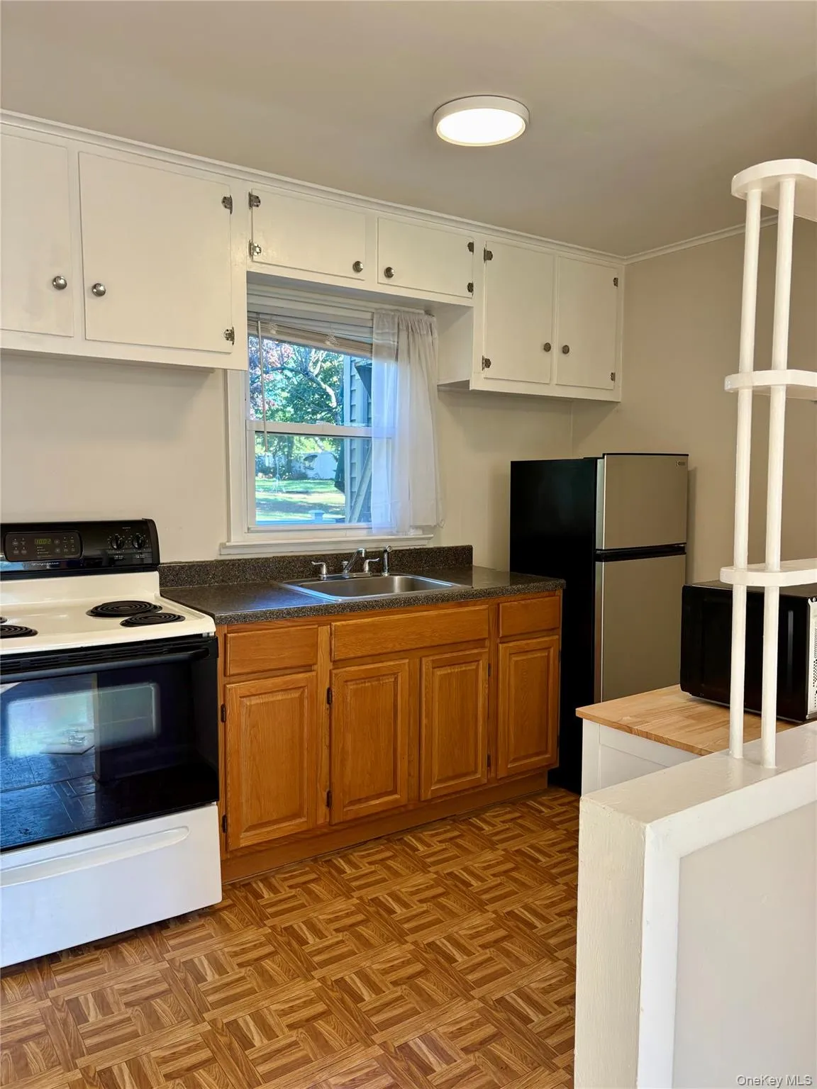 45 Valley Road, Huntington, NY , With , and , 2 Room , 1 Bathroom , For , Residential Lease , For Rent , 1067036 , MLSID,1067036 45 Valley Road, Huntington, NY , With , and , 2 Room , 1 Bathroom , For , Residential Lease , For Rent , 1067036 , MLSID,1067036