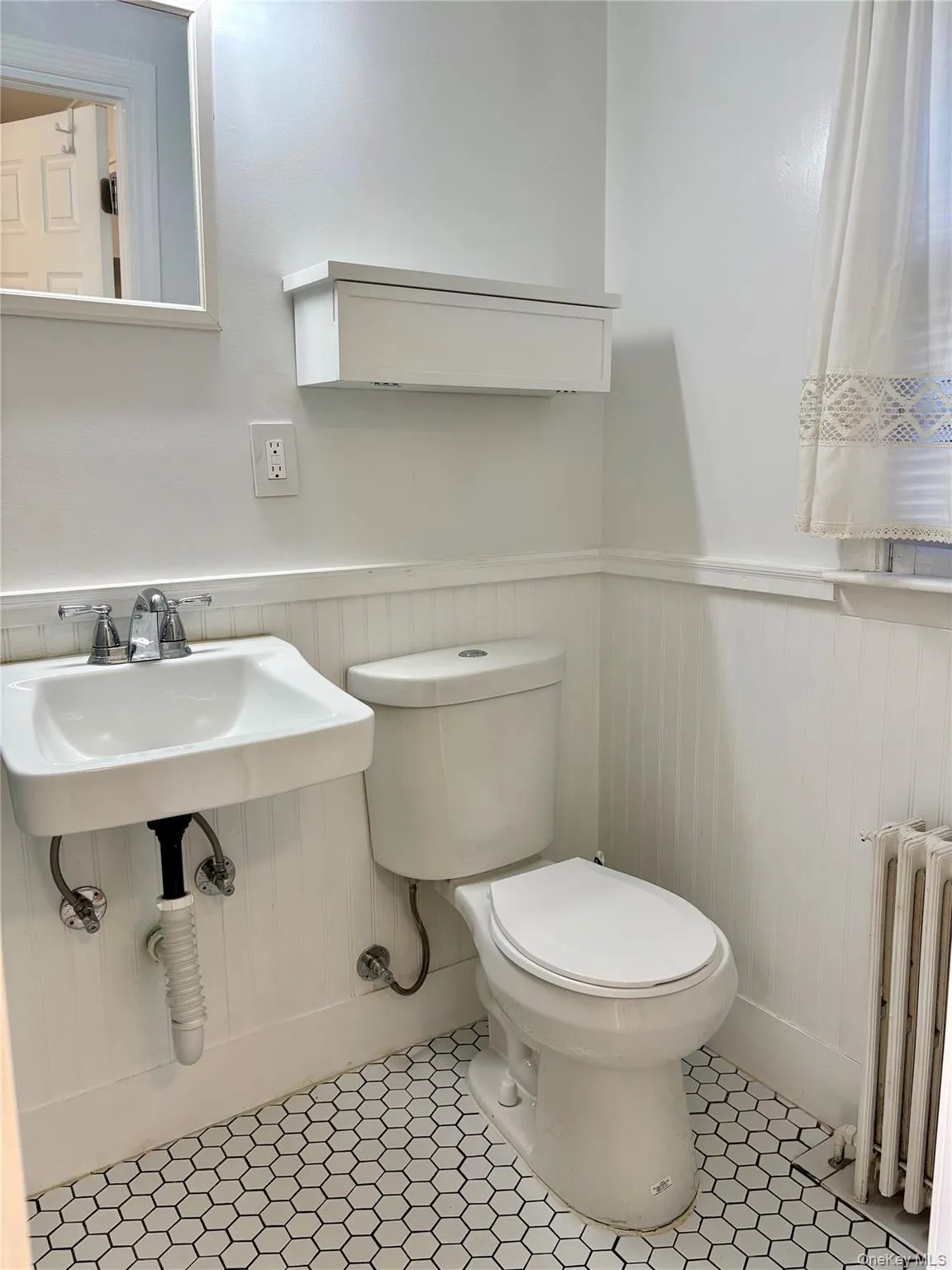 45 Valley Road, Huntington, NY , With , and , 2 Room , 1 Bathroom , For , Residential Lease , For Rent , 1067036 , MLSID,1067036 45 Valley Road, Huntington, NY , With , and , 2 Room , 1 Bathroom , For , Residential Lease , For Rent , 1067036 , MLSID,1067036