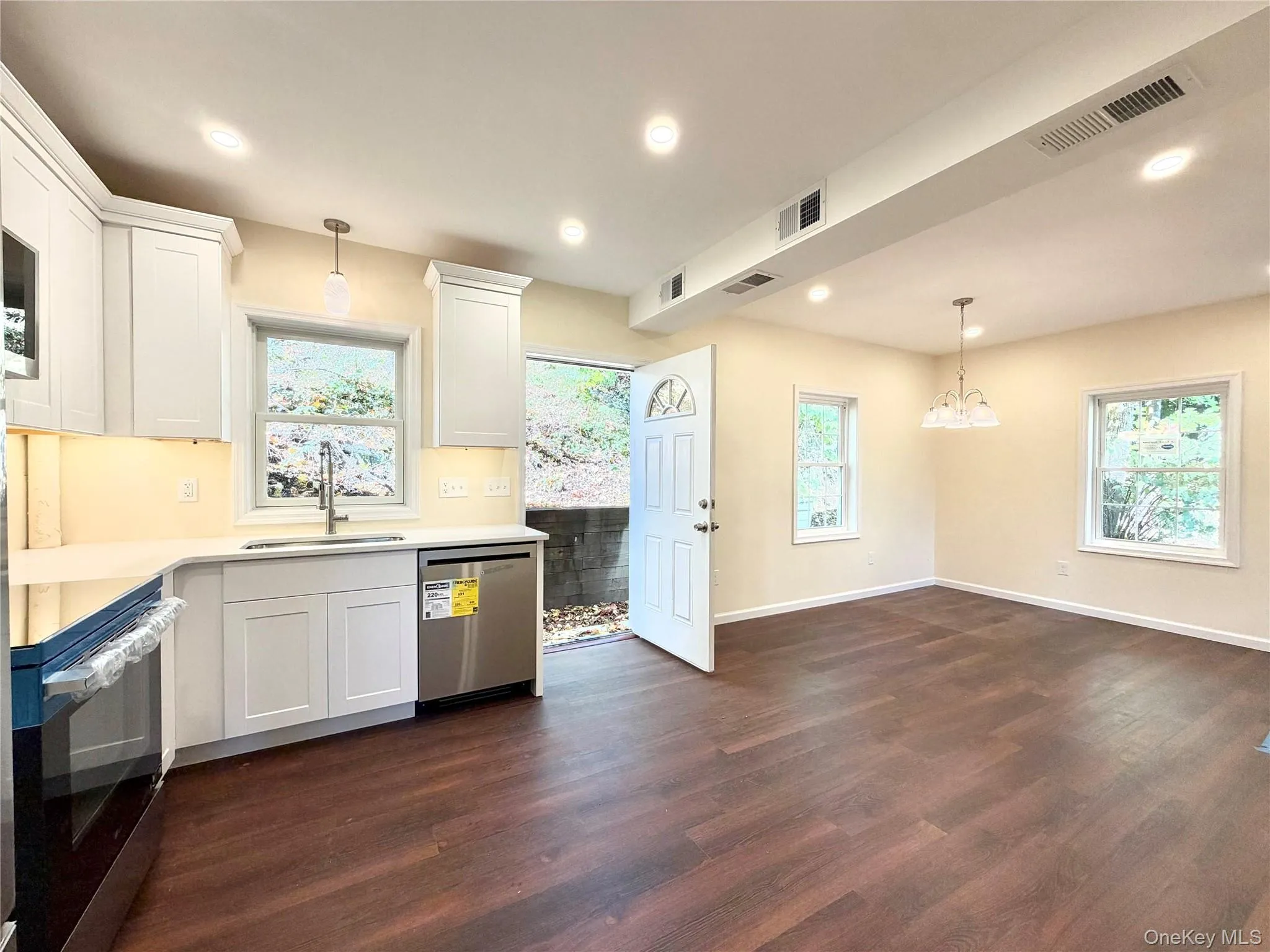 Eat in kitchen and dining area Eat in kitchen and dining area