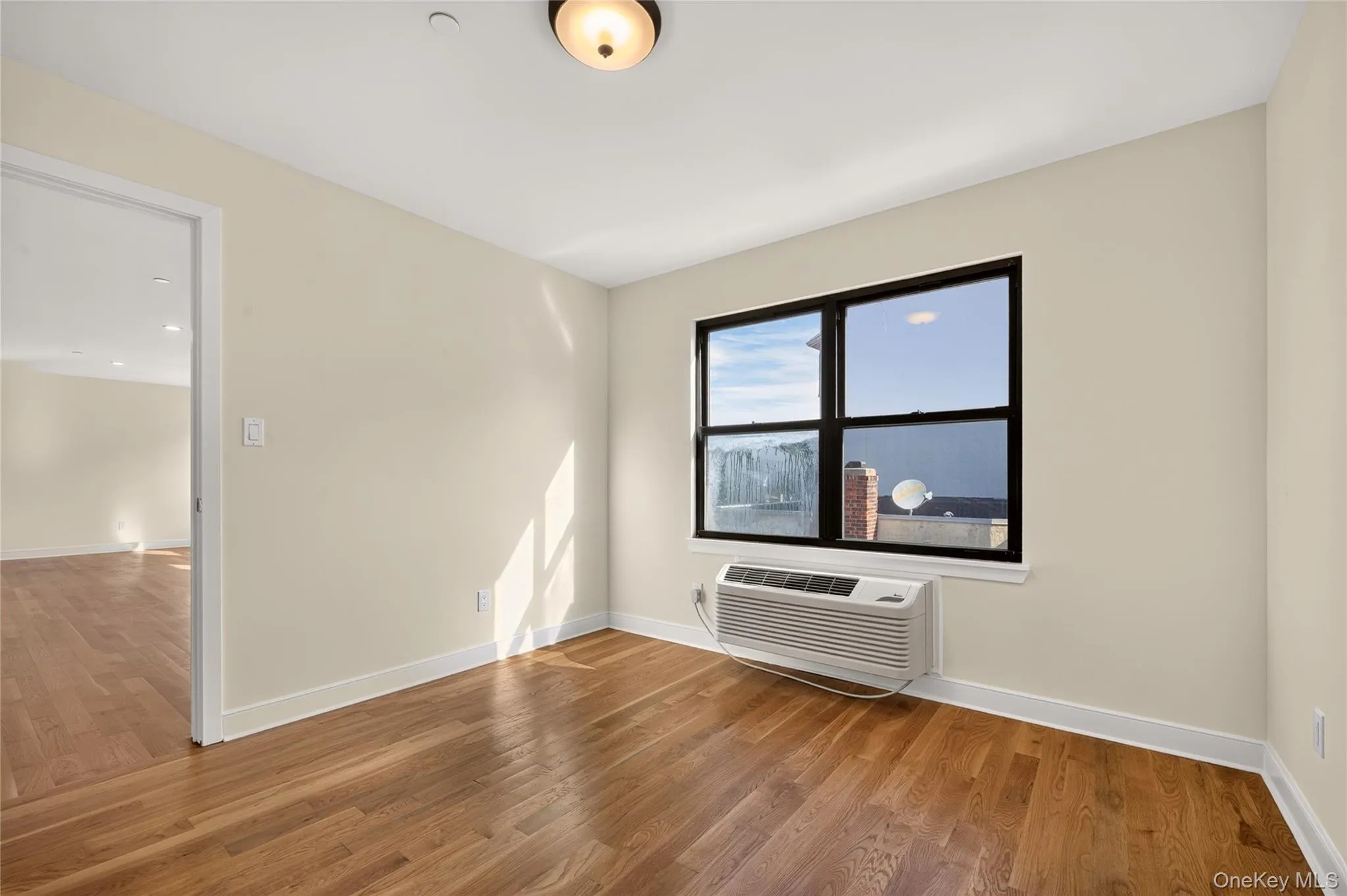1 Herbert Avenue, North Hempstead, NY , With , 1 Bedroom , and , 3 Room , 1 Bathroom , For , Residential Lease , For Rent , 1067096 , MLSID,1067096 1 Herbert Avenue, North Hempstead, NY , With , 1 Bedroom , and , 3 Room , 1 Bathroom , For , Residential Lease , For Rent , 1067096 , MLSID,1067096