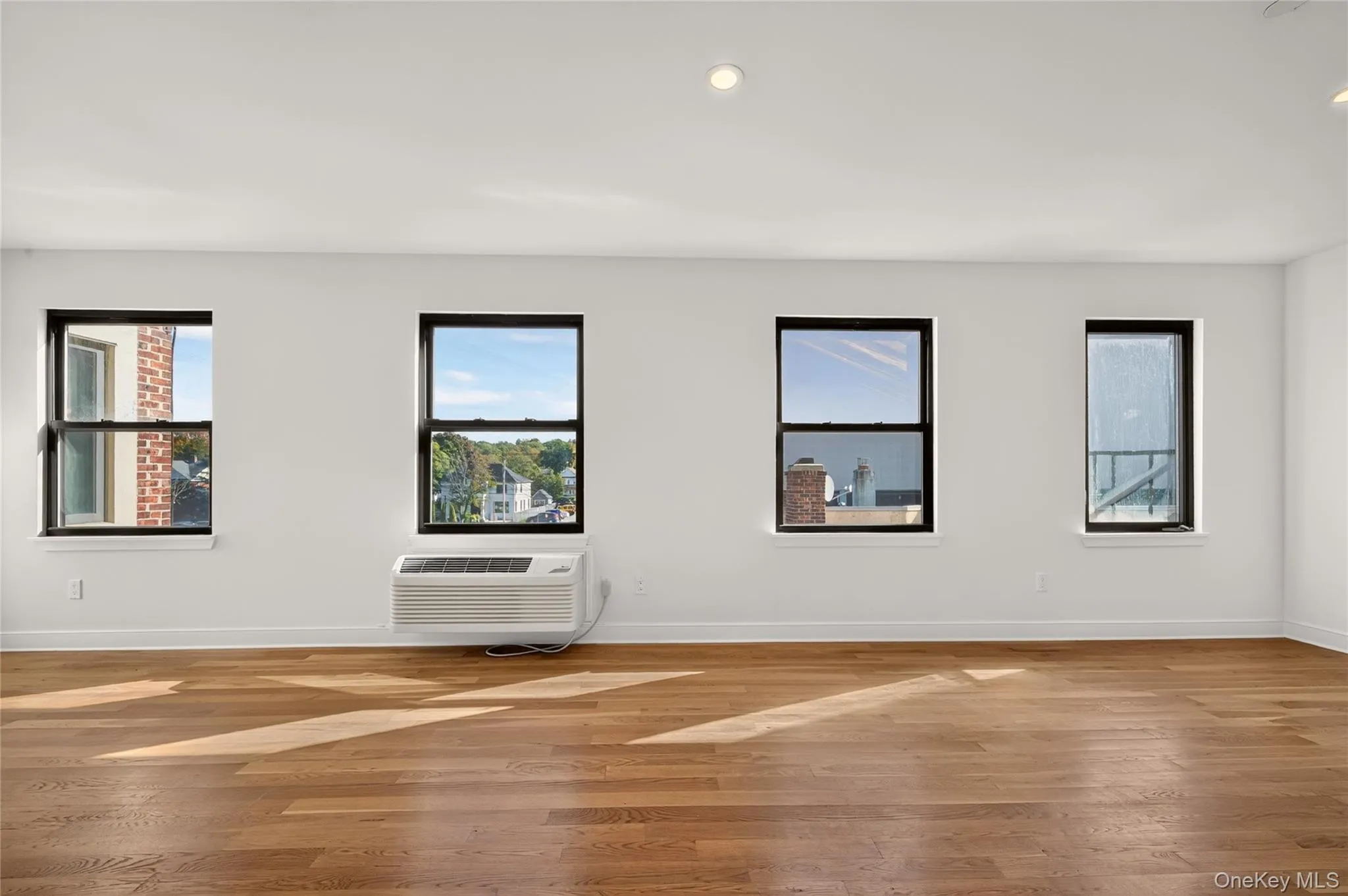 1 Herbert Avenue, North Hempstead, NY , With , 1 Bedroom , and , 3 Room , 1 Bathroom , For , Residential Lease , For Rent , 1067096 , MLSID,1067096 1 Herbert Avenue, North Hempstead, NY , With , 1 Bedroom , and , 3 Room , 1 Bathroom , For , Residential Lease , For Rent , 1067096 , MLSID,1067096