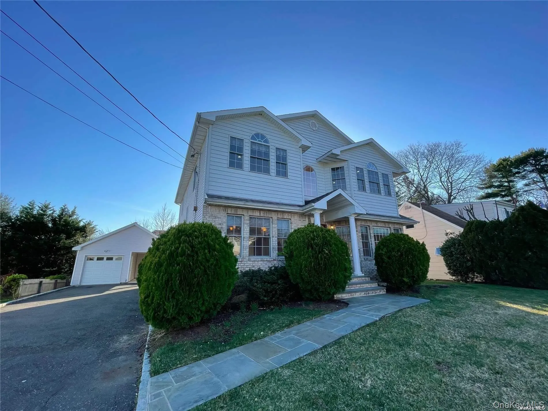 26 Slocum Avenue, North Hempstead, NY , With , 4 Bedroom , and , 8 Room , 2 Bathroom , For , Residential Lease , For Rent , 1067108 , MLSID,1067108 26 Slocum Avenue, North Hempstead, NY , With , 4 Bedroom , and , 8 Room , 2 Bathroom , For , Residential Lease , For Rent , 1067108 , MLSID,1067108