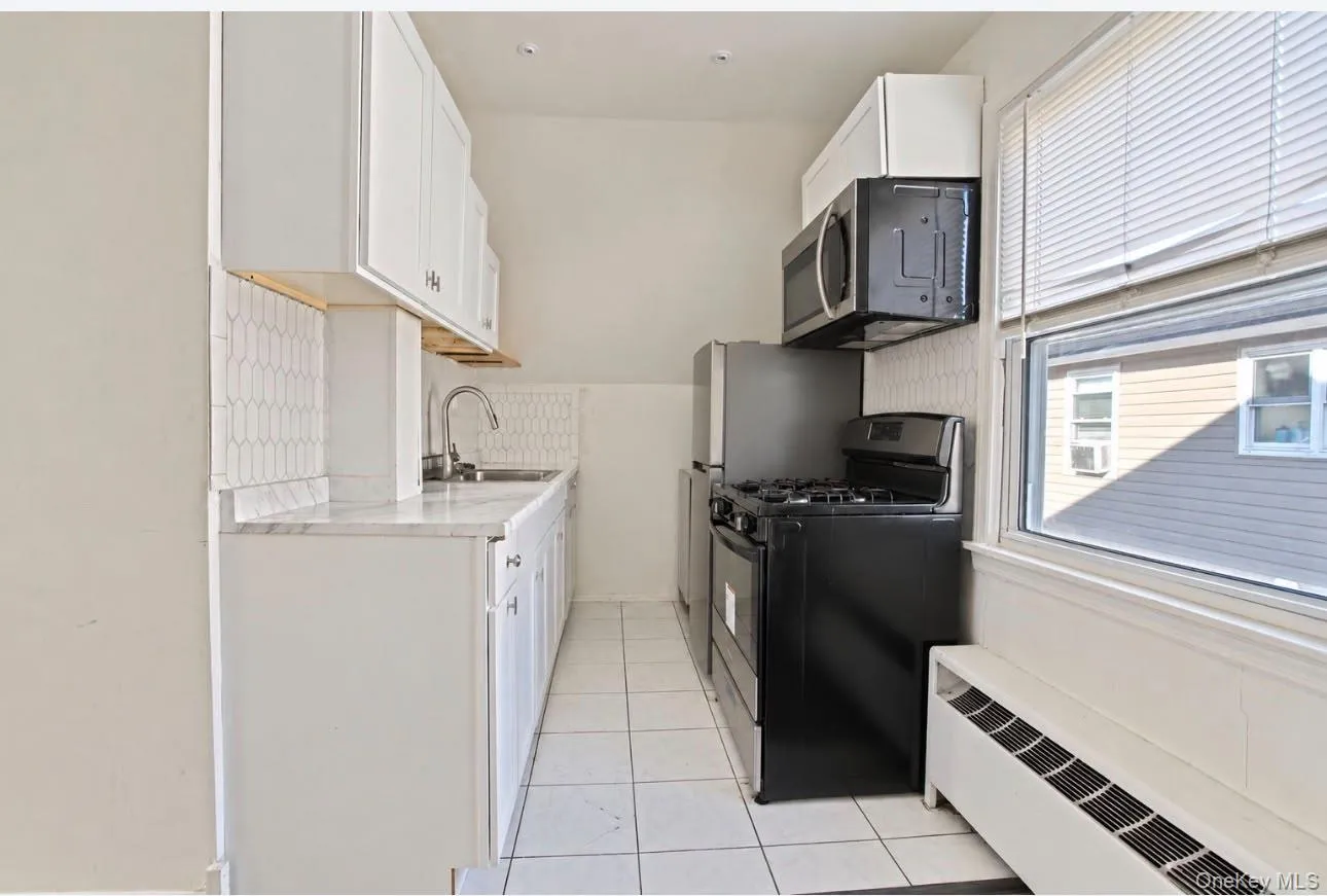 25719 148th Drive, New York, NY , With , 1 Bedroom , and , 4 Room , 1 Bathroom , For , Residential Lease , For Rent , 1067165 , MLSID,1067165 25719 148th Drive, New York, NY , With , 1 Bedroom , and , 4 Room , 1 Bathroom , For , Residential Lease , For Rent , 1067165 , MLSID,1067165