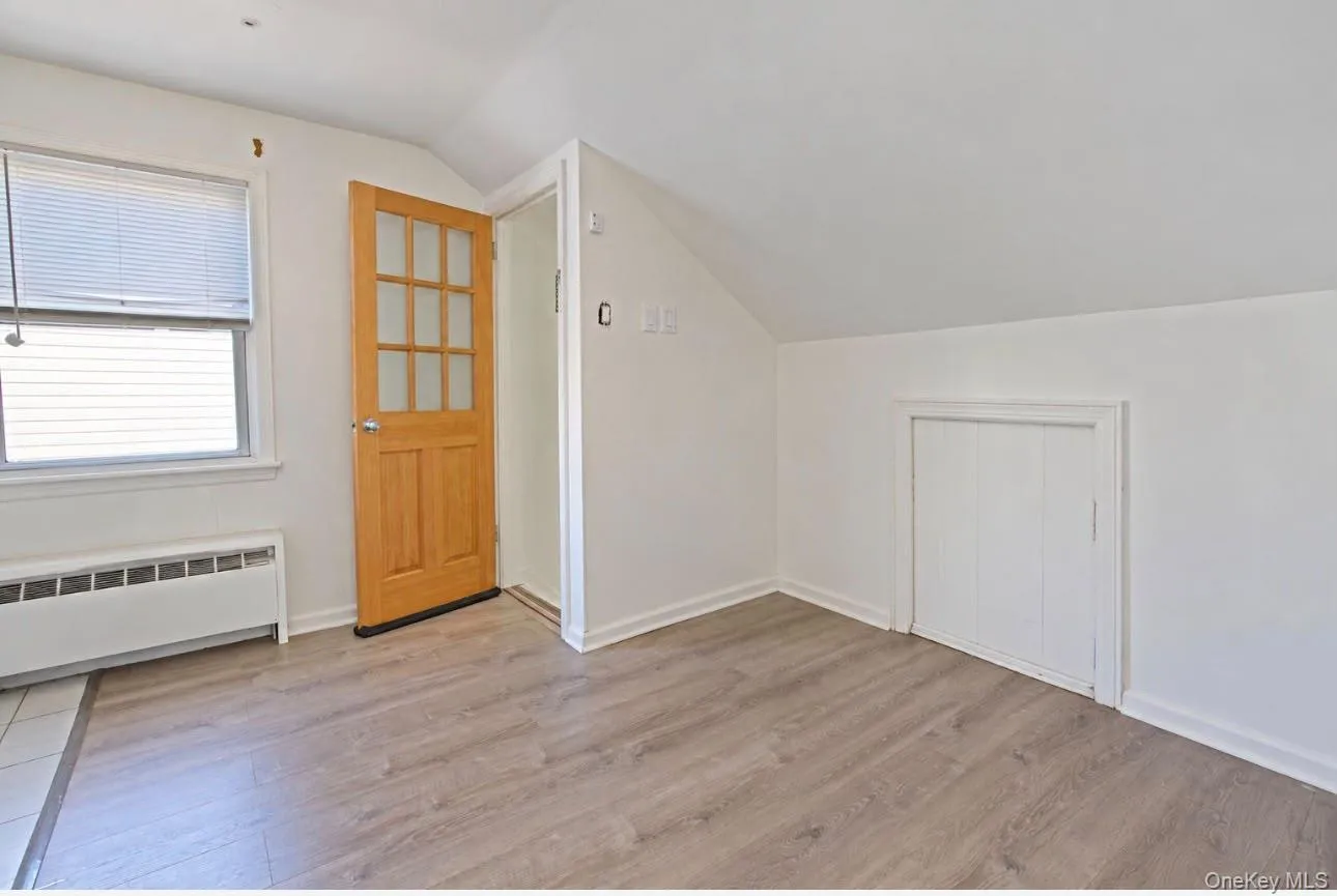 25719 148th Drive, New York, NY , With , 1 Bedroom , and , 4 Room , 1 Bathroom , For , Residential Lease , For Rent , 1067165 , MLSID,1067165 25719 148th Drive, New York, NY , With , 1 Bedroom , and , 4 Room , 1 Bathroom , For , Residential Lease , For Rent , 1067165 , MLSID,1067165