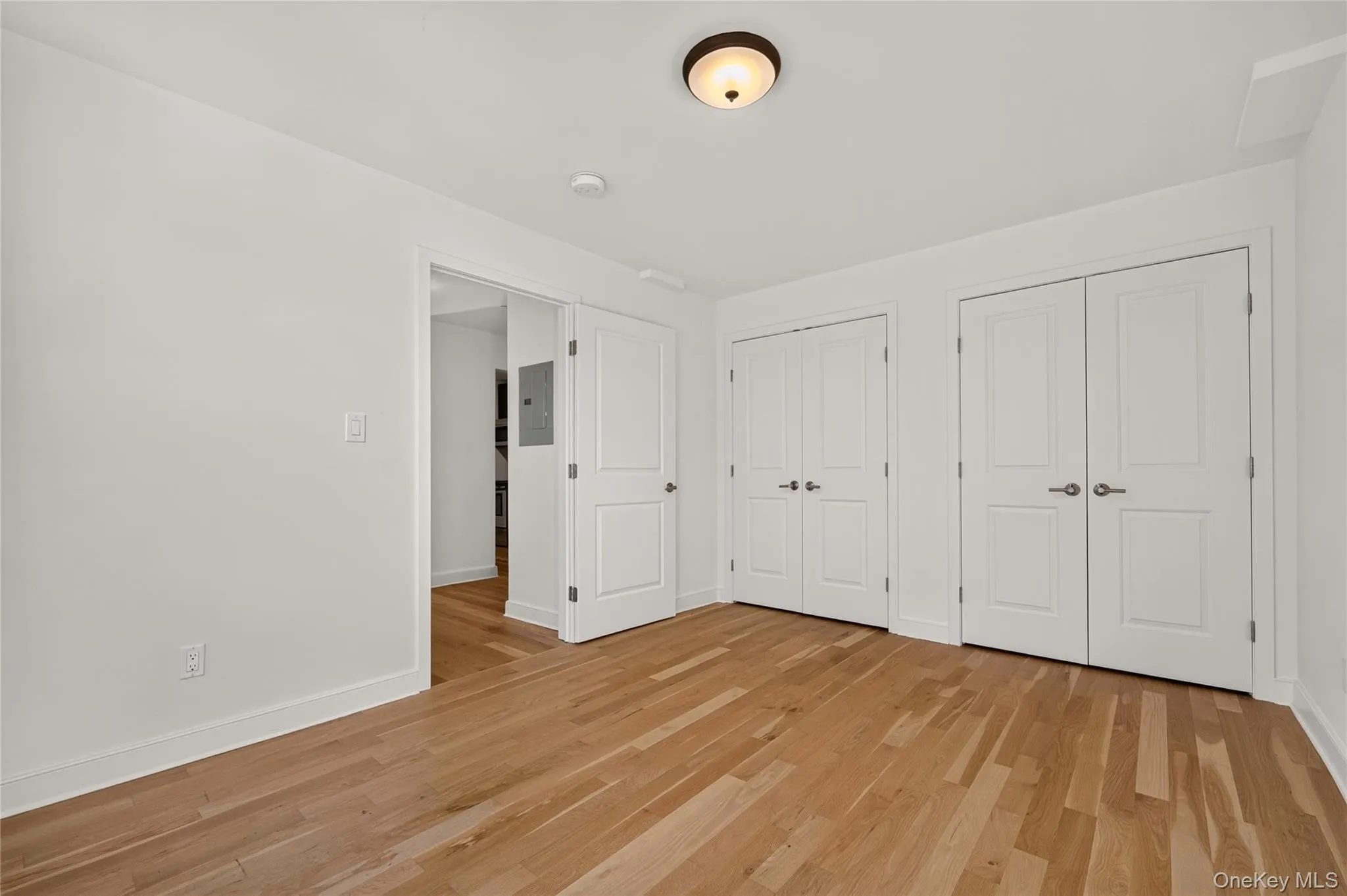 1 Herbert Avenue, North Hempstead, NY , With , 1 Bedroom , and , 3 Room , 1 Bathroom , For , Residential Lease , For Rent , 1067342 , MLSID,1067342 1 Herbert Avenue, North Hempstead, NY , With , 1 Bedroom , and , 3 Room , 1 Bathroom , For , Residential Lease , For Rent , 1067342 , MLSID,1067342