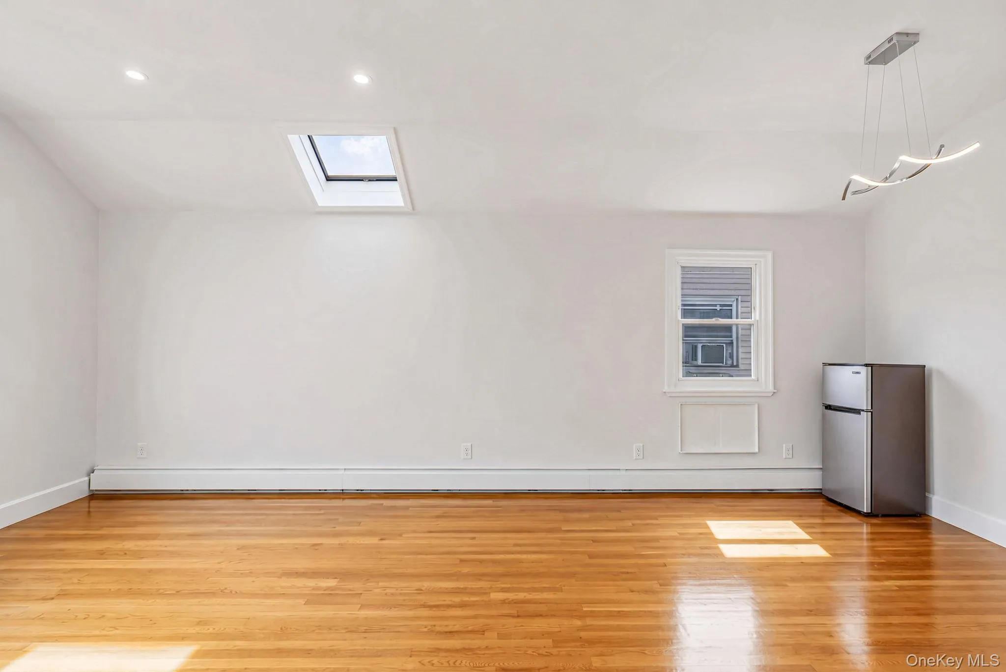 2317 Regina Avenue, New York, NY , With , 3 Bedroom , and , 7 Room , 2 Bathroom , For , Residential Lease , For Rent , 1067465 , MLSID,1067465 2317 Regina Avenue, New York, NY , With , 3 Bedroom , and , 7 Room , 2 Bathroom , For , Residential Lease , For Rent , 1067465 , MLSID,1067465