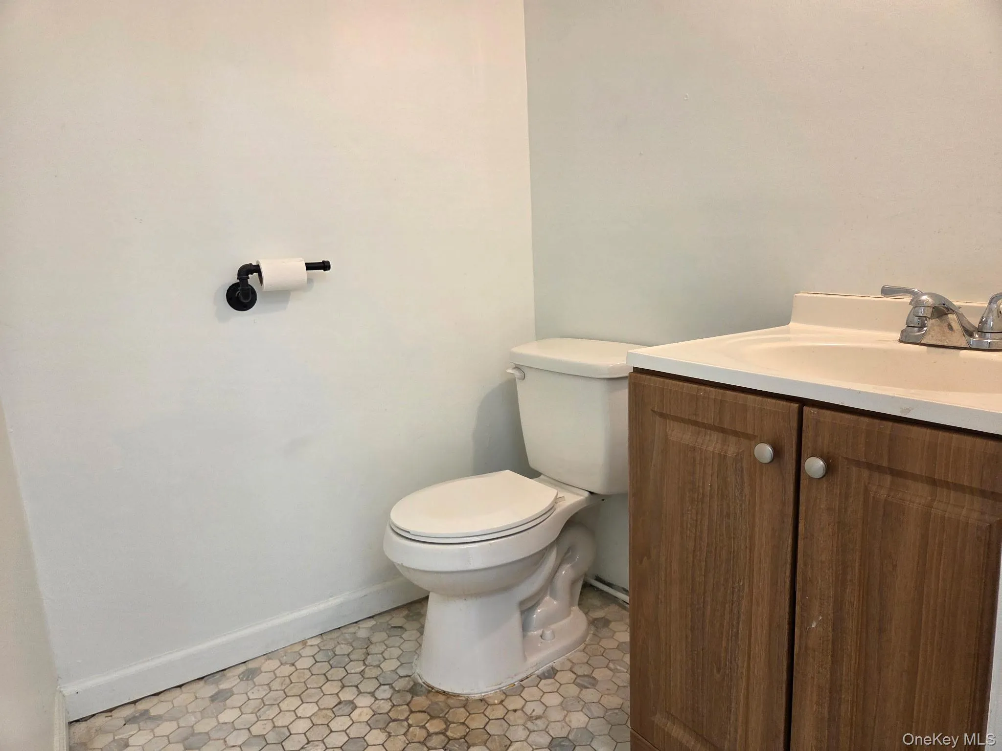 11 Highview Avenue, Orangetown, NY , With , and , For , Commercial Lease , For Rent , 1067483 , MLSID,1067483 11 Highview Avenue, Orangetown, NY , With , and , For , Commercial Lease , For Rent , 1067483 , MLSID,1067483