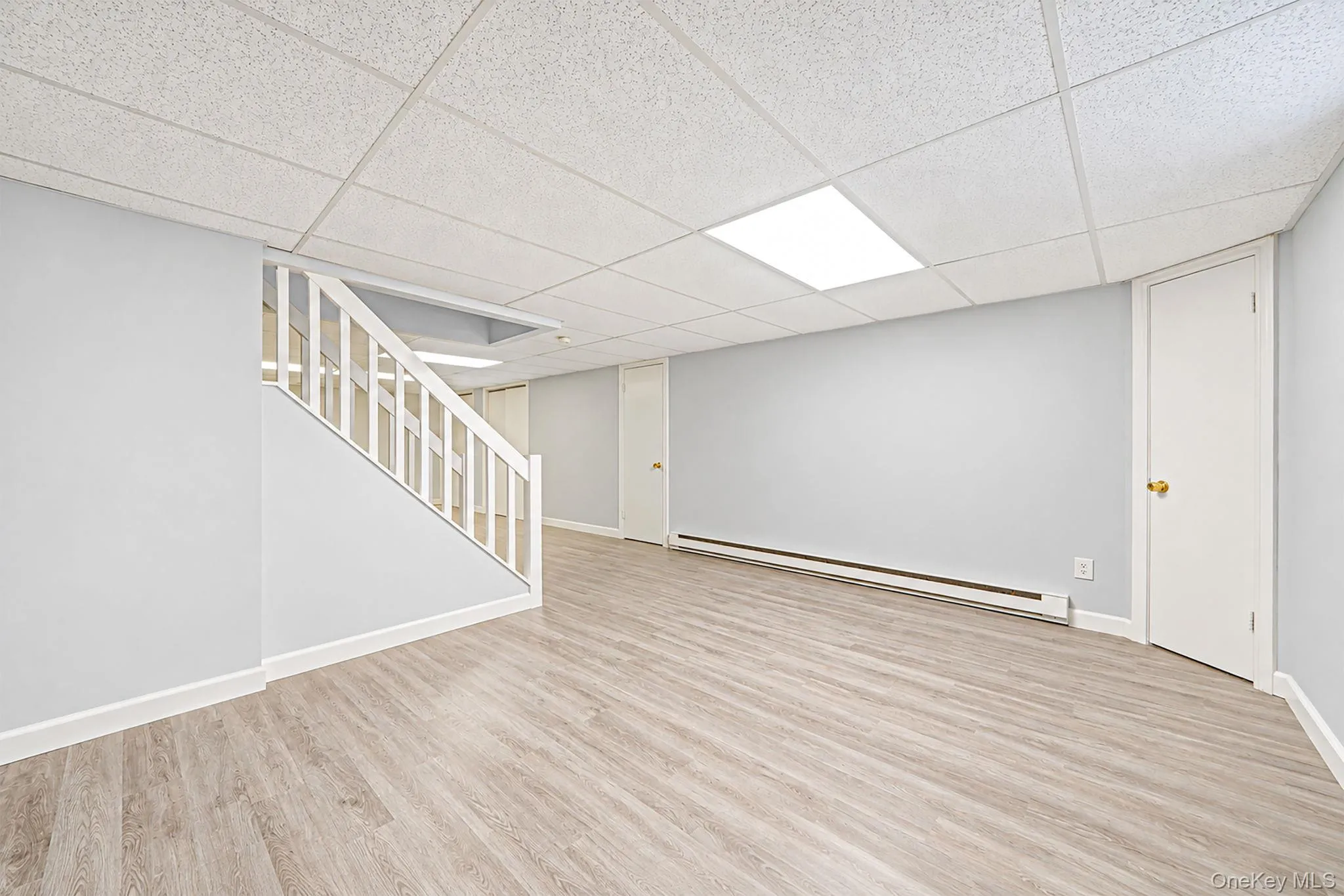 8 Hyanis Court, Brookhaven, NY, 3 Bedrooms Bedrooms, 9 Rooms Rooms,2 BathroomsBathrooms,Residential,For Rent,Hyanis,0,1067583 8 Hyanis Court, Brookhaven, NY, 3 Bedrooms Bedrooms, 9 Rooms Rooms,2 BathroomsBathrooms,Residential,For Rent,Hyanis,0,1067583