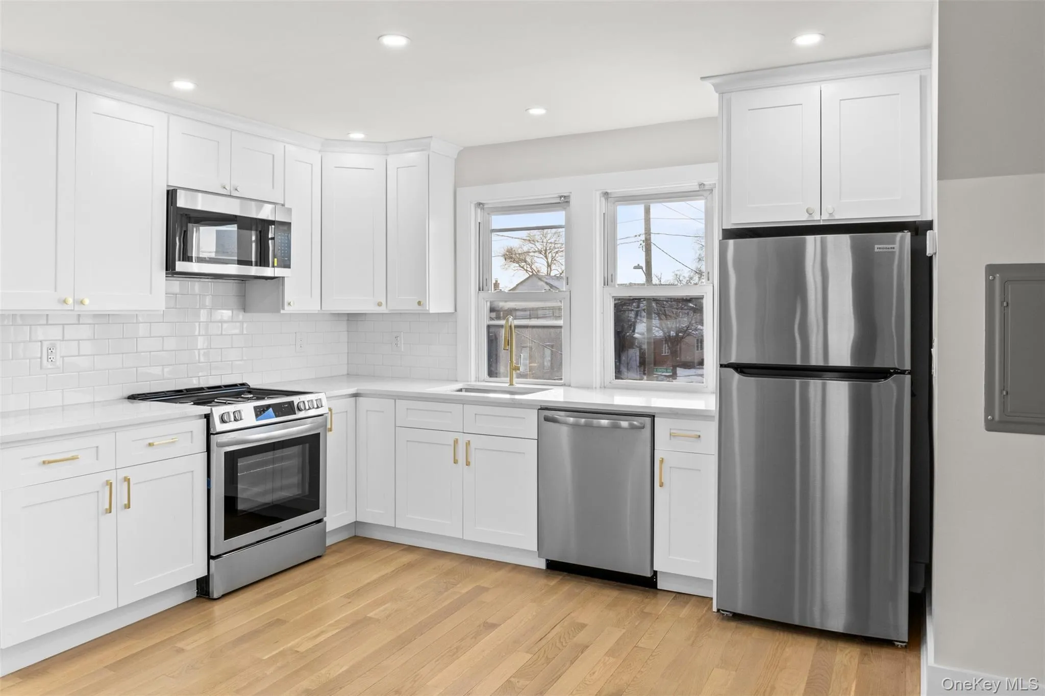 29 Central Avenue, Hempstead, NY , With , 1 Bedroom , and , 4 Room , 1 Bathroom , For , Residential Lease , For Rent , 1067587 , MLSID,1067587 29 Central Avenue, Hempstead, NY , With , 1 Bedroom , and , 4 Room , 1 Bathroom , For , Residential Lease , For Rent , 1067587 , MLSID,1067587