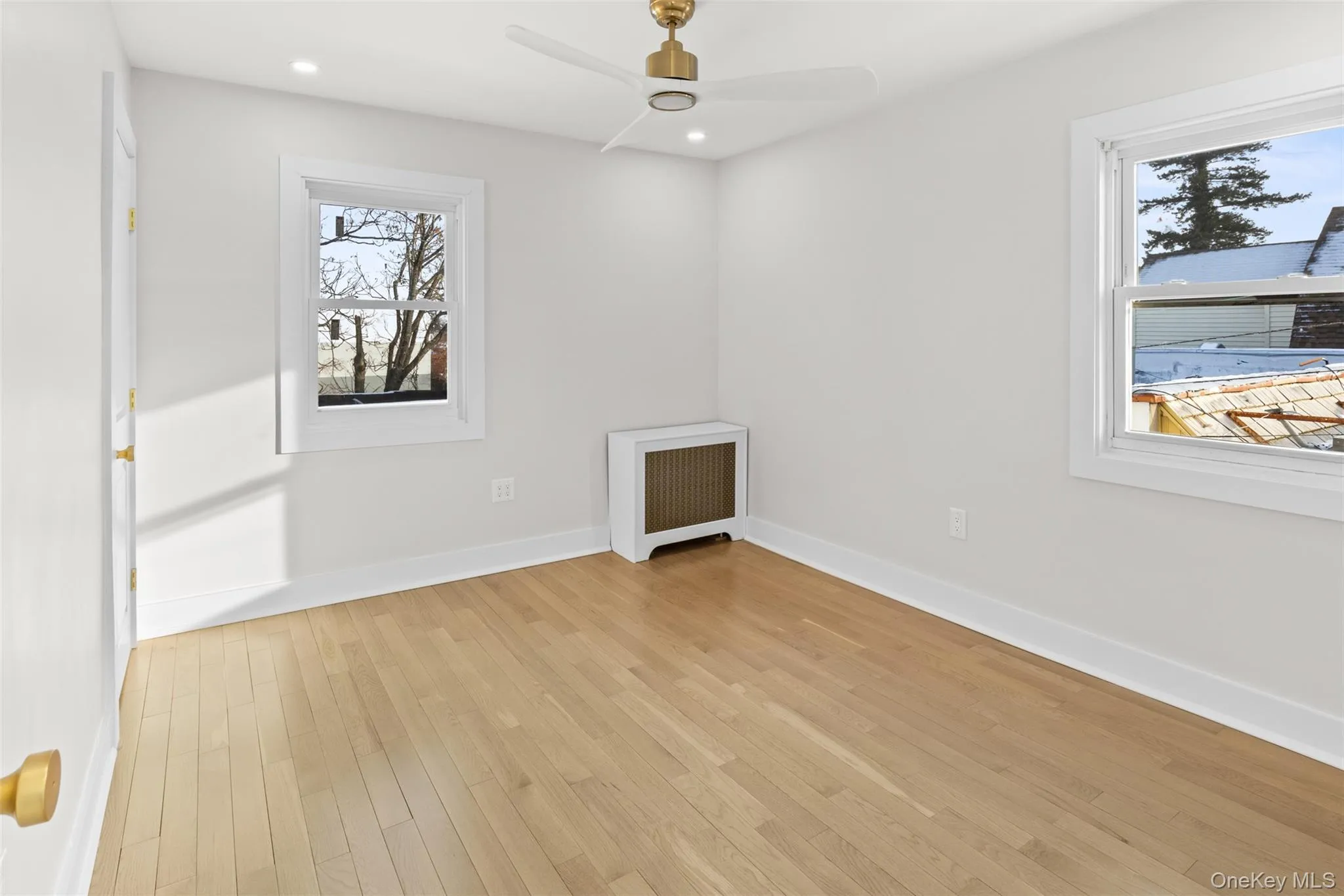 29 Central Avenue, Hempstead, NY , With , 1 Bedroom , and , 4 Room , 1 Bathroom , For , Residential Lease , For Rent , 1067587 , MLSID,1067587 29 Central Avenue, Hempstead, NY , With , 1 Bedroom , and , 4 Room , 1 Bathroom , For , Residential Lease , For Rent , 1067587 , MLSID,1067587