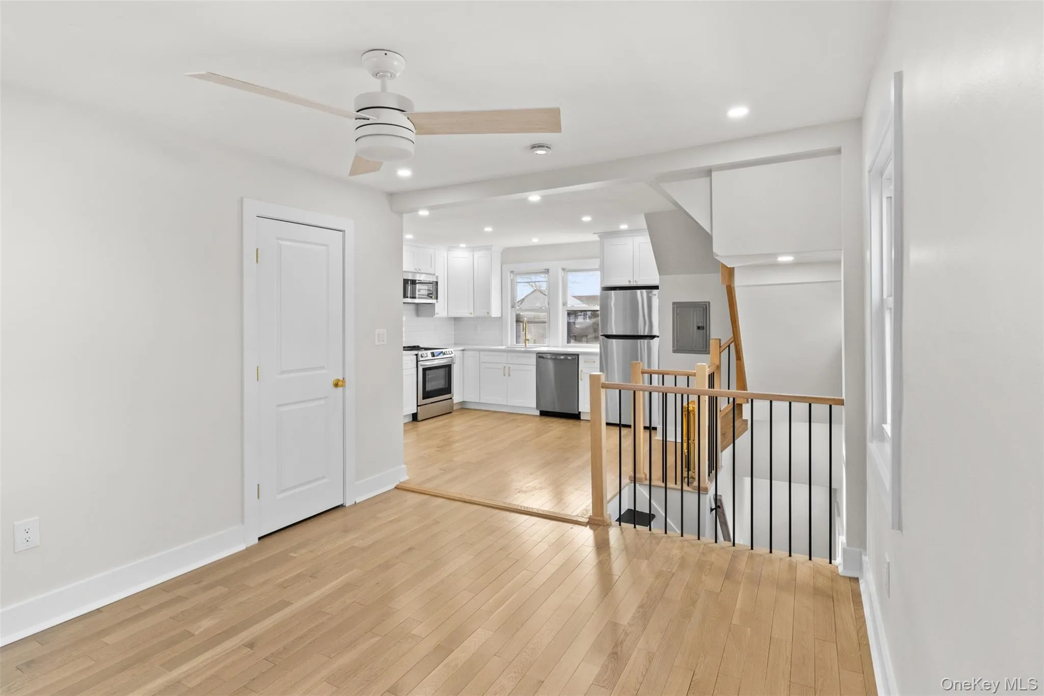29 Central Avenue, Hempstead, NY , With , 1 Bedroom , and , 4 Room , 1 Bathroom , For , Residential Lease , For Rent , 1067587 , MLSID,1067587 29 Central Avenue, Hempstead, NY , With , 1 Bedroom , and , 4 Room , 1 Bathroom , For , Residential Lease , For Rent , 1067587 , MLSID,1067587