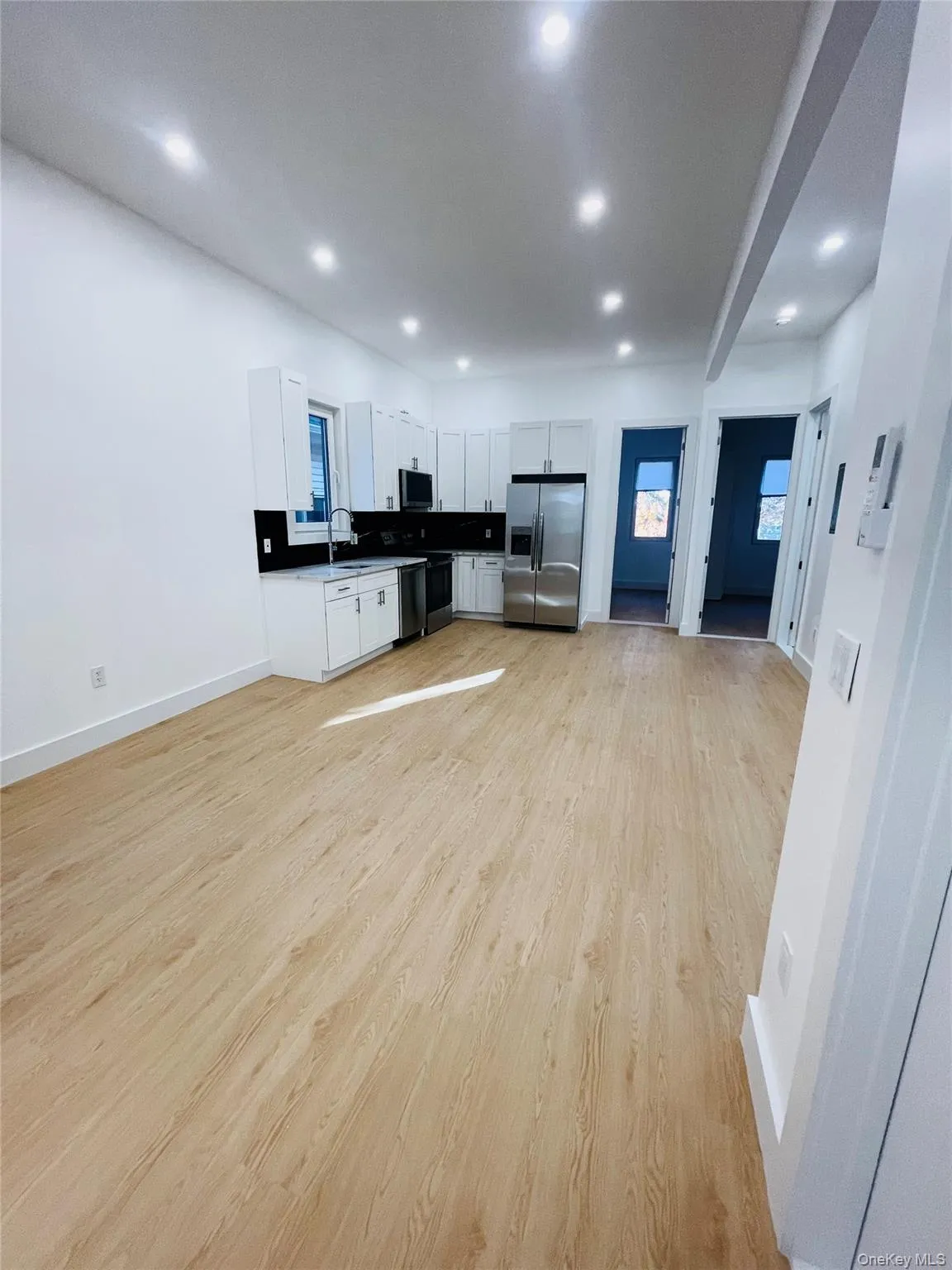 6015 Maspeth Avenue, New York, NY , With , 4 Bedroom , and , 5 Room , 2 Bathroom , For , Residential Lease , For Rent , 1067625 , MLSID,1067625 6015 Maspeth Avenue, New York, NY , With , 4 Bedroom , and , 5 Room , 2 Bathroom , For , Residential Lease , For Rent , 1067625 , MLSID,1067625