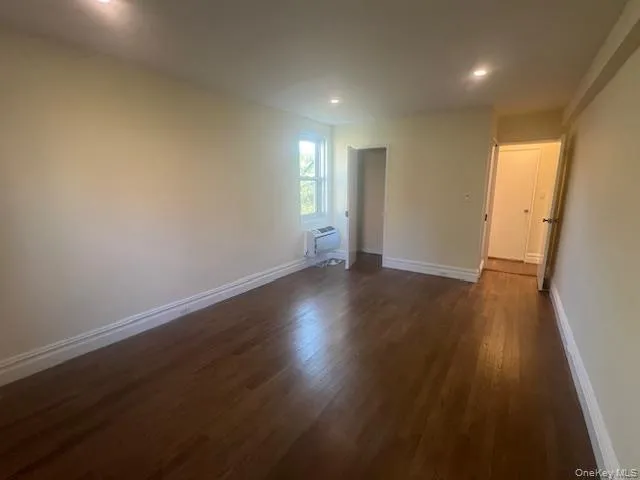 2465 Palisade Avenue, New York, NY , With , 1 Bedroom , and , 4 Room , 1 Bathroom , For , Residential Lease , For Rent , 1067627 , MLSID,1067627 2465 Palisade Avenue, New York, NY , With , 1 Bedroom , and , 4 Room , 1 Bathroom , For , Residential Lease , For Rent , 1067627 , MLSID,1067627