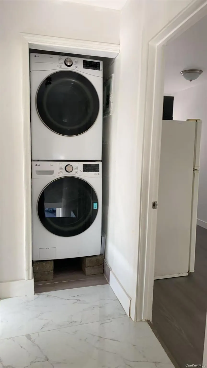 1908 Jerome Avenue, New York, NY , With , 2 Bedroom , and , 3 Room , 1 Bathroom , For , Residential Lease , For Rent , 1067663 , MLSID,1067663 1908 Jerome Avenue, New York, NY , With , 2 Bedroom , and , 3 Room , 1 Bathroom , For , Residential Lease , For Rent , 1067663 , MLSID,1067663