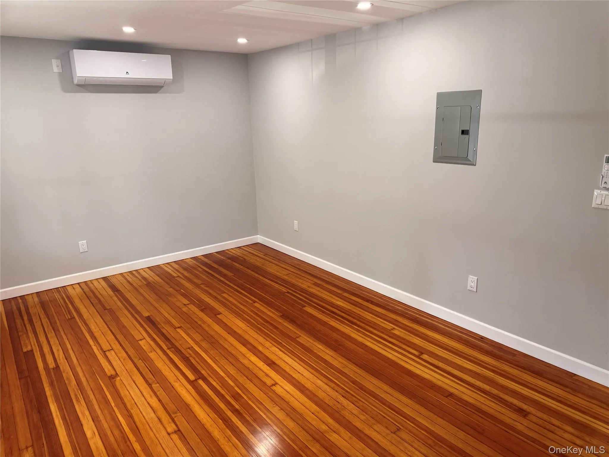 107 Saint Marks Place, Hempstead, NY , With , 4 Bedroom , and , 7 Room , 2 Bathroom , For , Residential Lease , For Rent , 1067672 , MLSID,1067672 107 Saint Marks Place, Hempstead, NY , With , 4 Bedroom , and , 7 Room , 2 Bathroom , For , Residential Lease , For Rent , 1067672 , MLSID,1067672