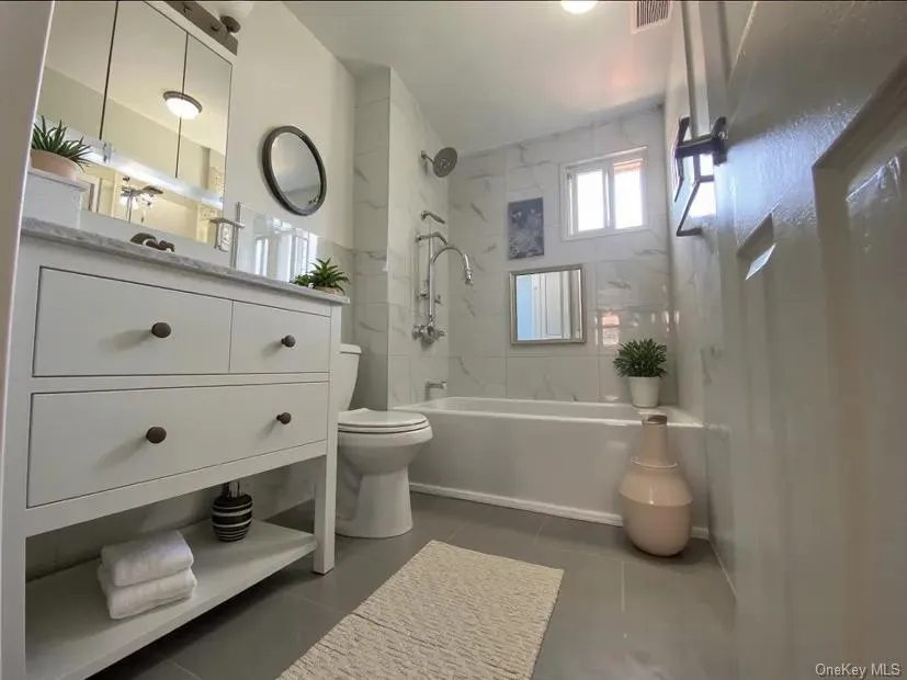 149-68 253rd Street, New York, NY , With , 3 Bedroom , and , 6 Room , 1 Bathroom , For , Residential Lease , For Rent , 1067759 , MLSID,1067759 149-68 253rd Street, New York, NY , With , 3 Bedroom , and , 6 Room , 1 Bathroom , For , Residential Lease , For Rent , 1067759 , MLSID,1067759