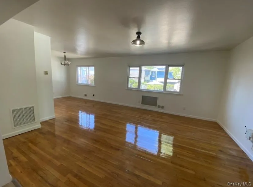 149-68 253rd Street, New York, NY , With , 3 Bedroom , and , 6 Room , 1 Bathroom , For , Residential Lease , For Rent , 1067759 , MLSID,1067759 149-68 253rd Street, New York, NY , With , 3 Bedroom , and , 6 Room , 1 Bathroom , For , Residential Lease , For Rent , 1067759 , MLSID,1067759