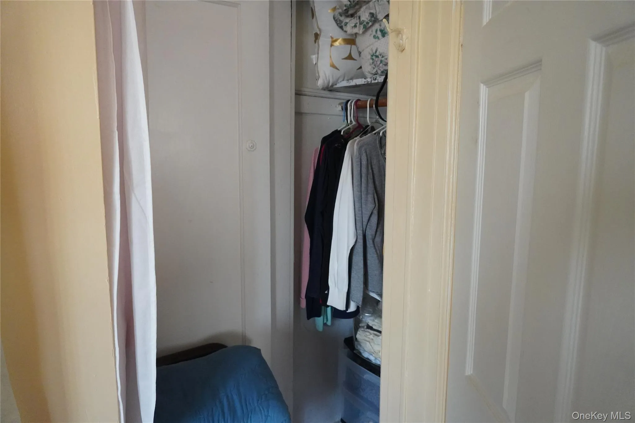11642 142nd Street, New York, NY , With , 3 Bedroom , and , 6 Room , 1 Bathroom , For , Residential Lease , For Rent , 1067785 , MLSID,1067785 11642 142nd Street, New York, NY , With , 3 Bedroom , and , 6 Room , 1 Bathroom , For , Residential Lease , For Rent , 1067785 , MLSID,1067785