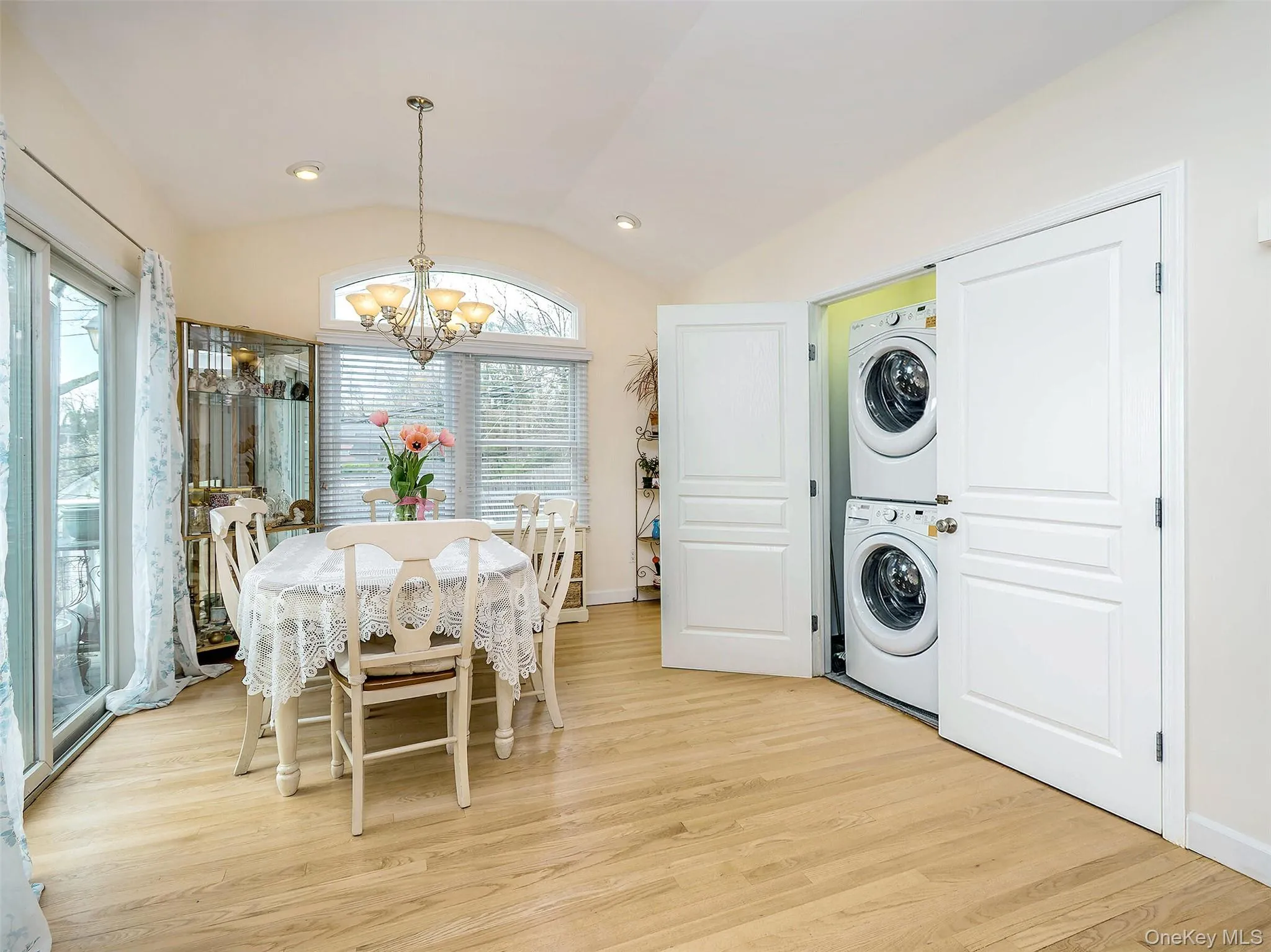 65 Shore Road, Glen Cove, NY , With , 2 Bedroom , and , 4 Room , 1 Bathroom , For , Residential Lease , For Rent , 1067815 , MLSID,1067815 65 Shore Road, Glen Cove, NY , With , 2 Bedroom , and , 4 Room , 1 Bathroom , For , Residential Lease , For Rent , 1067815 , MLSID,1067815