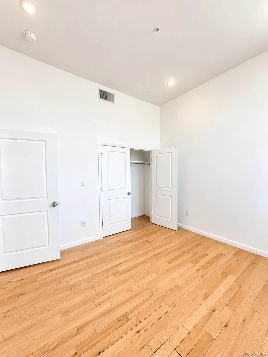 155 River St, Troy, NY , With , 2 Bedroom , and , 5 Room , 1 Bathroom , For , Residential Lease , For Rent , 1068069 , MLSID,1068069 155 River St, Troy, NY , With , 2 Bedroom , and , 5 Room , 1 Bathroom , For , Residential Lease , For Rent , 1068069 , MLSID,1068069