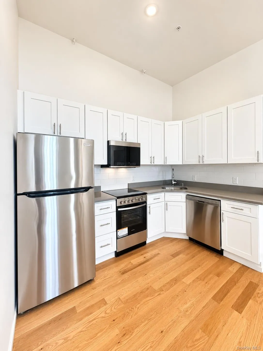 155 River St, Troy, NY , With , 2 Bedroom , and , 5 Room , 1 Bathroom , For , Residential Lease , For Rent , 1068069 , MLSID,1068069 155 River St, Troy, NY , With , 2 Bedroom , and , 5 Room , 1 Bathroom , For , Residential Lease , For Rent , 1068069 , MLSID,1068069