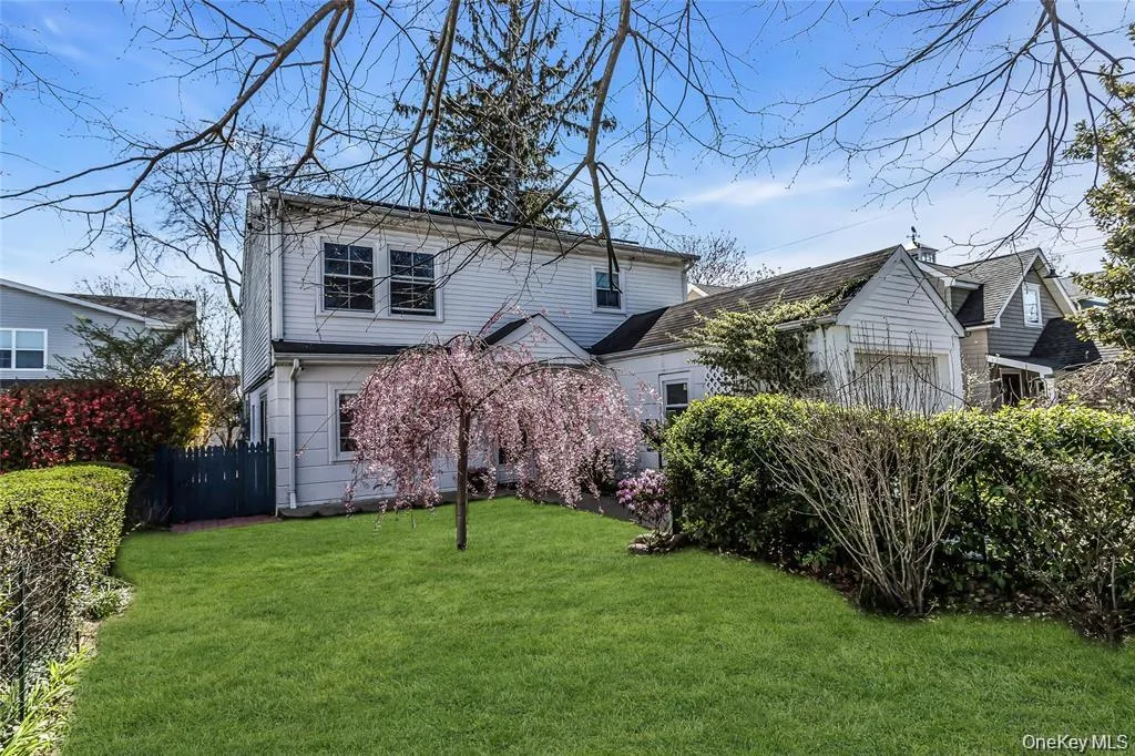 46 Sagamore Hill Drive, North Hempstead, NY , With , 5 Bedroom , and , 9 Room , 2 Bathroom , For , Residential Lease , For Rent , 1068221 , MLSID,1068221 46 Sagamore Hill Drive, North Hempstead, NY , With , 5 Bedroom , and , 9 Room , 2 Bathroom , For , Residential Lease , For Rent , 1068221 , MLSID,1068221