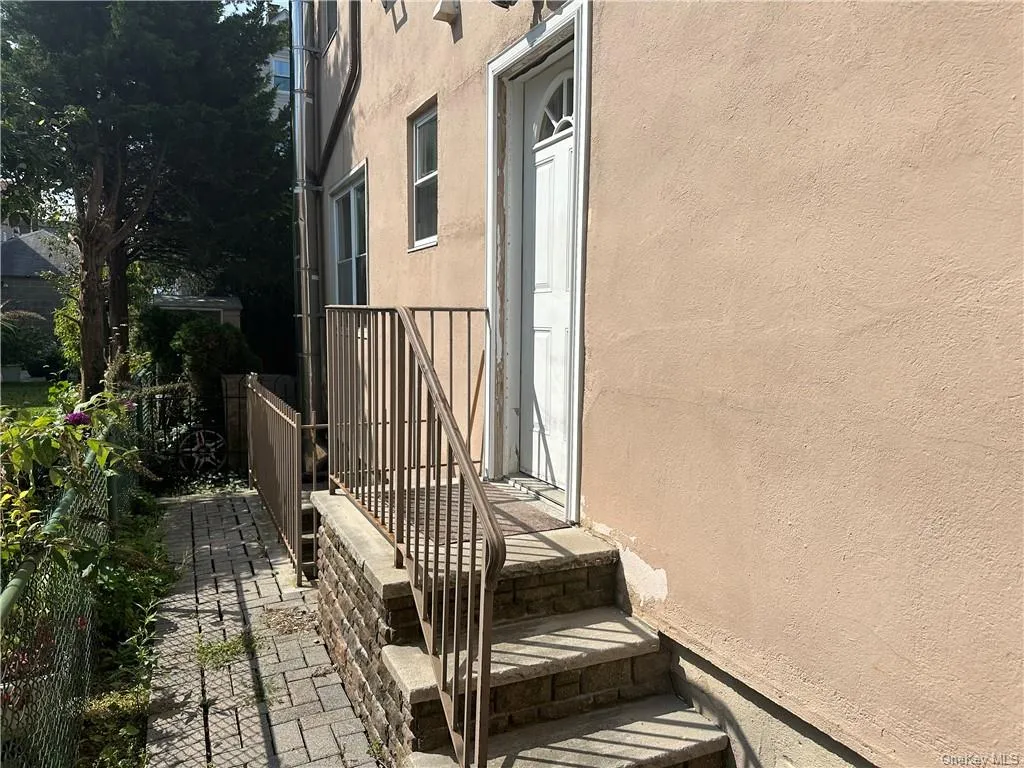 Side door - Unit Access Side door - Unit Access