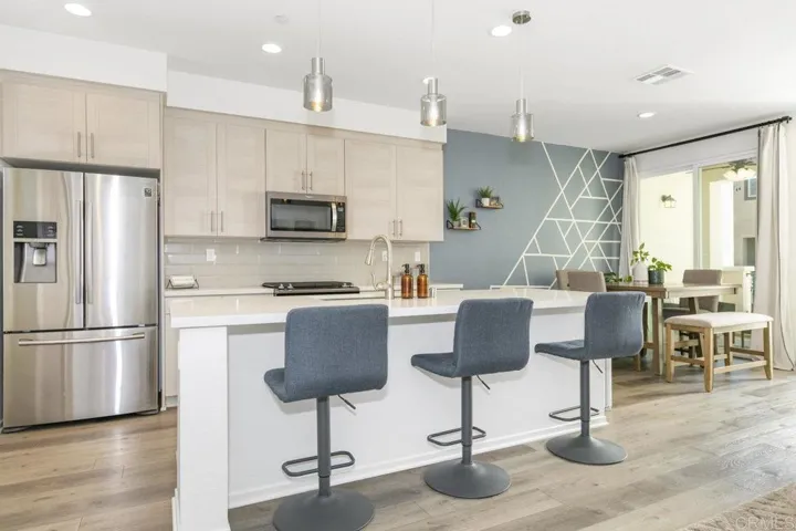 1281 Via Lucero, Oceanside, California 92056