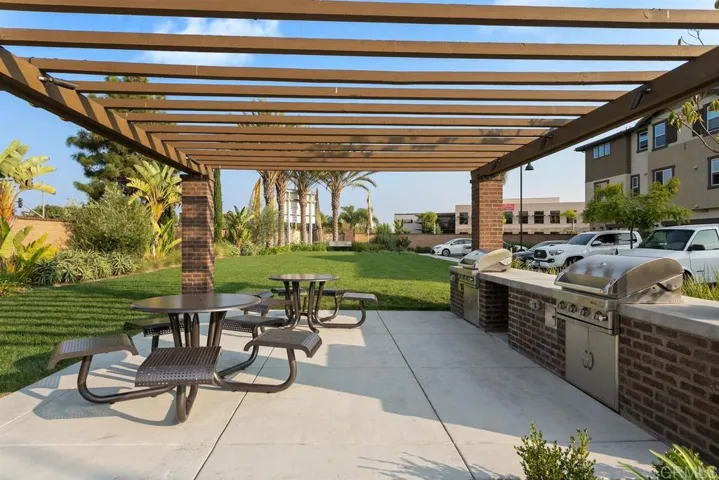 1281 Via Lucero, Oceanside, California 92056