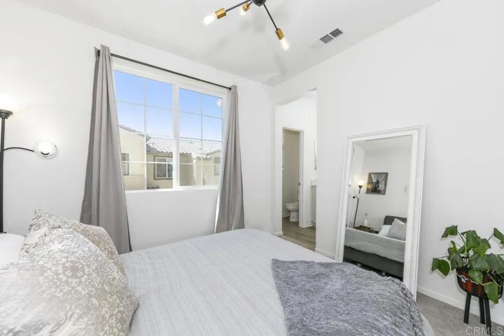 1281 Via Lucero, Oceanside, California 92056