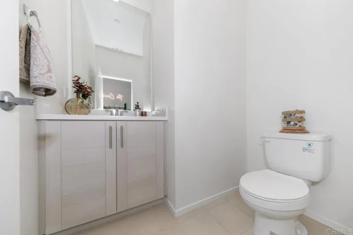 1281 Via Lucero, Oceanside, California 92056