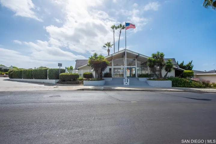 413 Camino San Clemente, San Clemente, California 92672