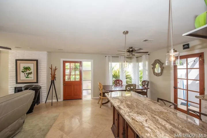 413 Camino San Clemente, San Clemente, California 92672