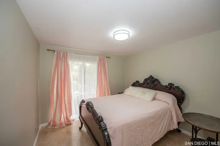 413 Camino San Clemente, San Clemente, California 92672