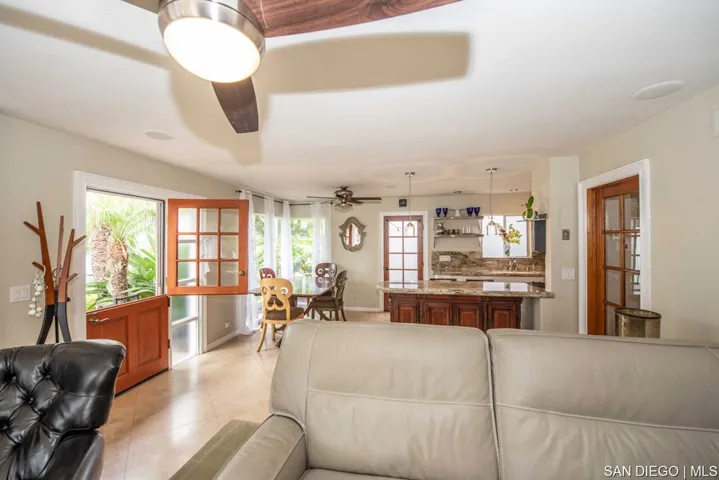413 Camino San Clemente, San Clemente, California 92672