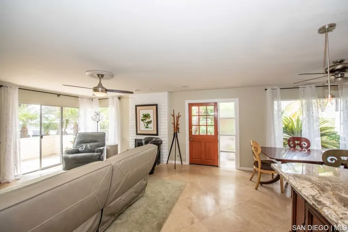 413 Camino San Clemente, San Clemente, California 92672