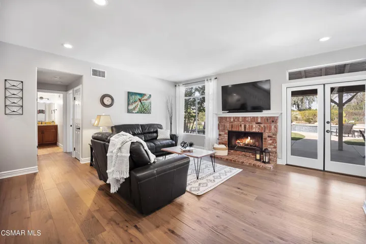 515 Aqueduct Ct Simi Valley-16
