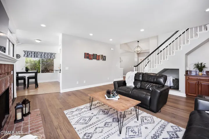 515 Aqueduct Ct Simi Valley-18