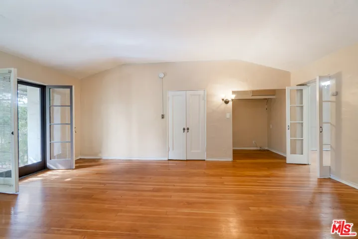 476 Landfair Avenue 202, Los Angeles, California 90024