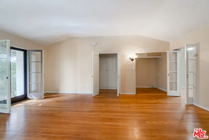 476 Landfair Avenue 202, Los Angeles, California 90024