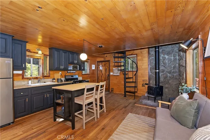 25626 Mid Lane, Twin Peaks, California 92391