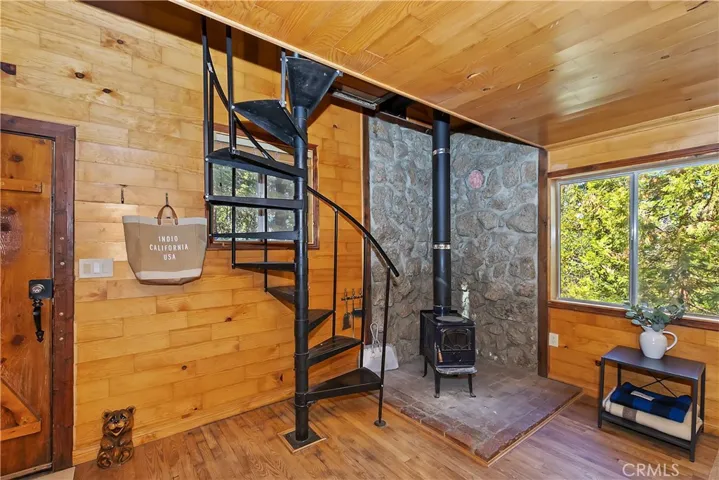 25626 Mid Lane, Twin Peaks, California 92391