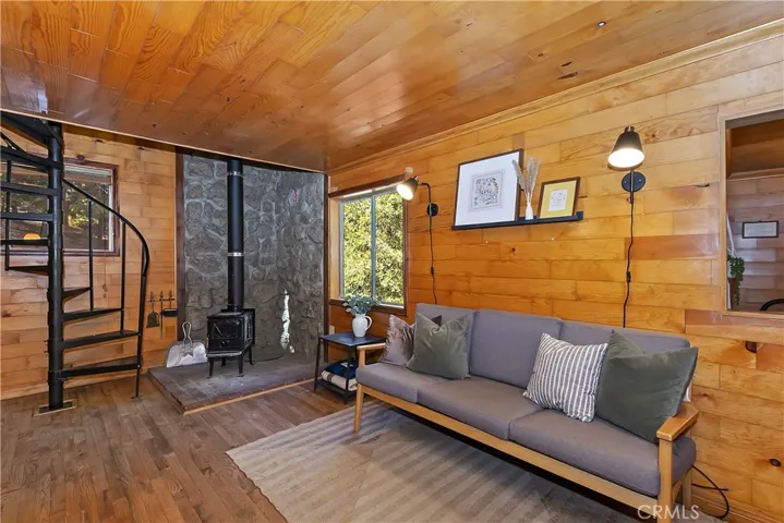 25626 Mid Lane, Twin Peaks, California 92391