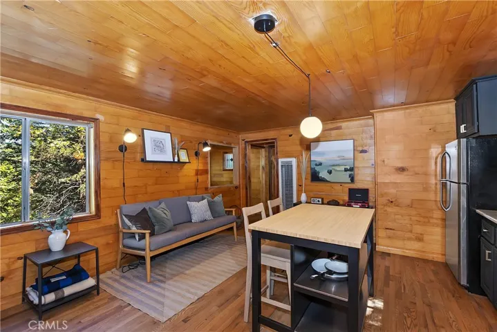 25626 Mid Lane, Twin Peaks, California 92391