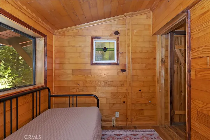 25626 Mid Lane, Twin Peaks, California 92391