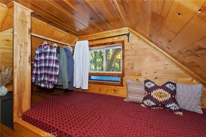 25626 Mid Lane, Twin Peaks, California 92391
